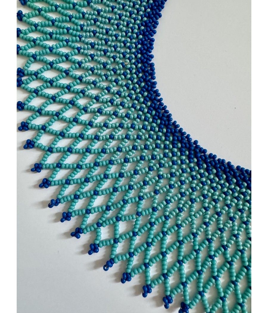 Collier ethnique en perles de verre