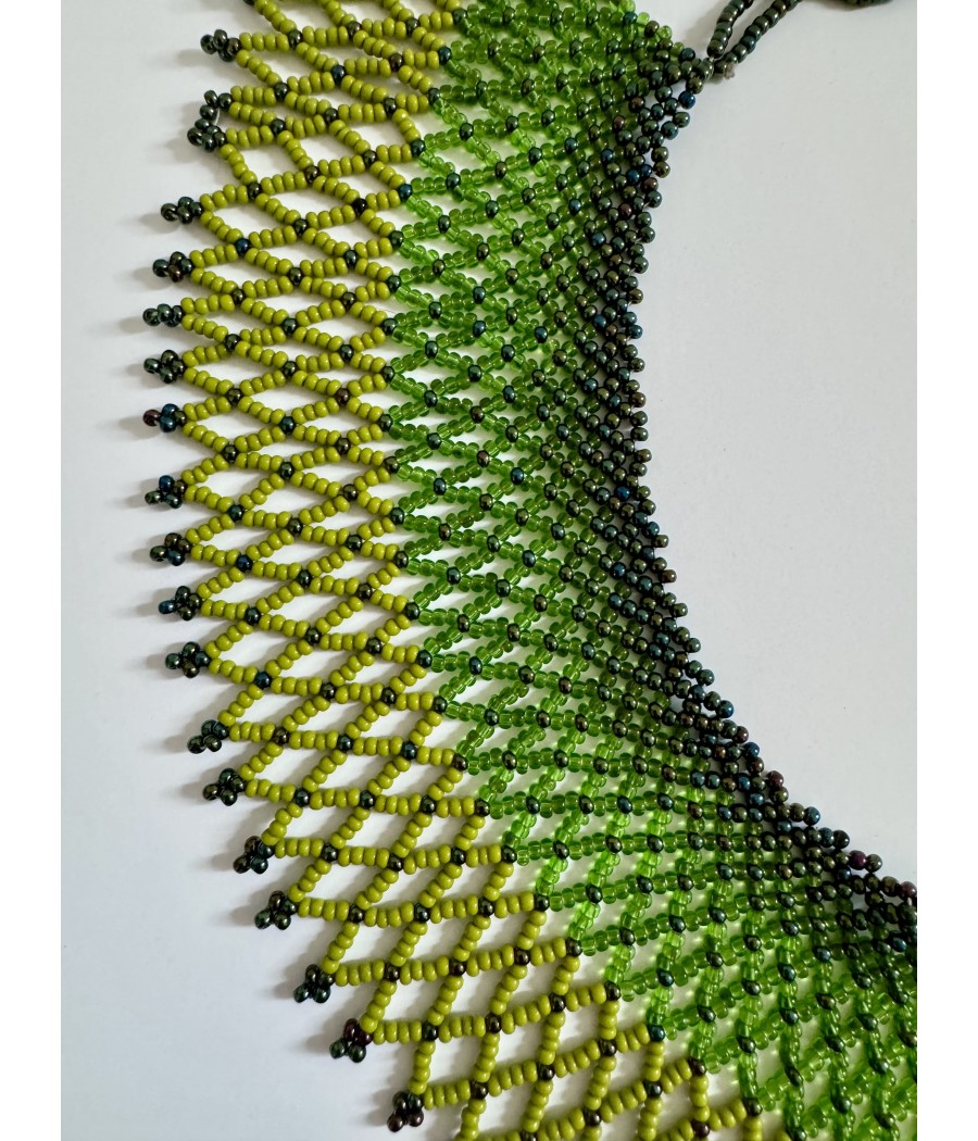 Collier ethnique en perles de verre