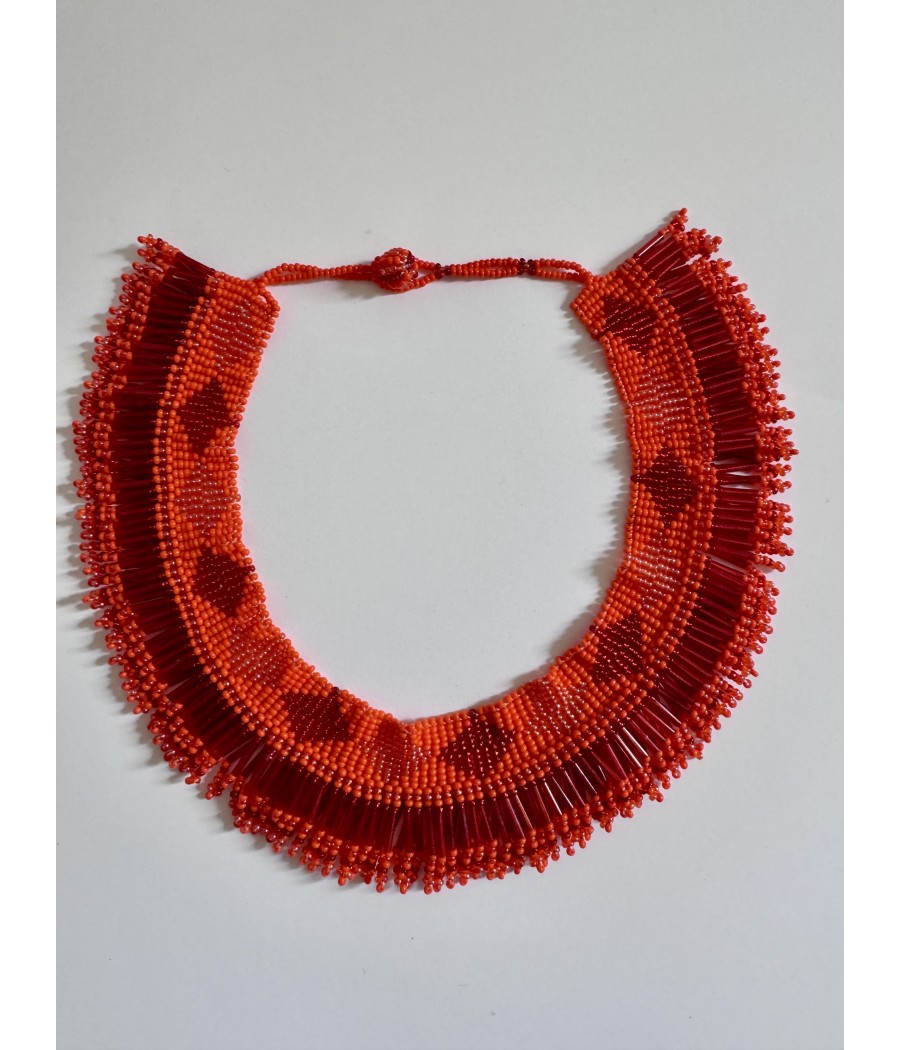 Collier ethnique en perles de verre