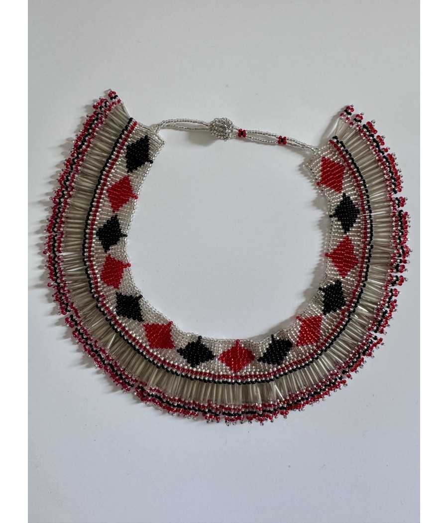 Collier ethnique en perles de verre