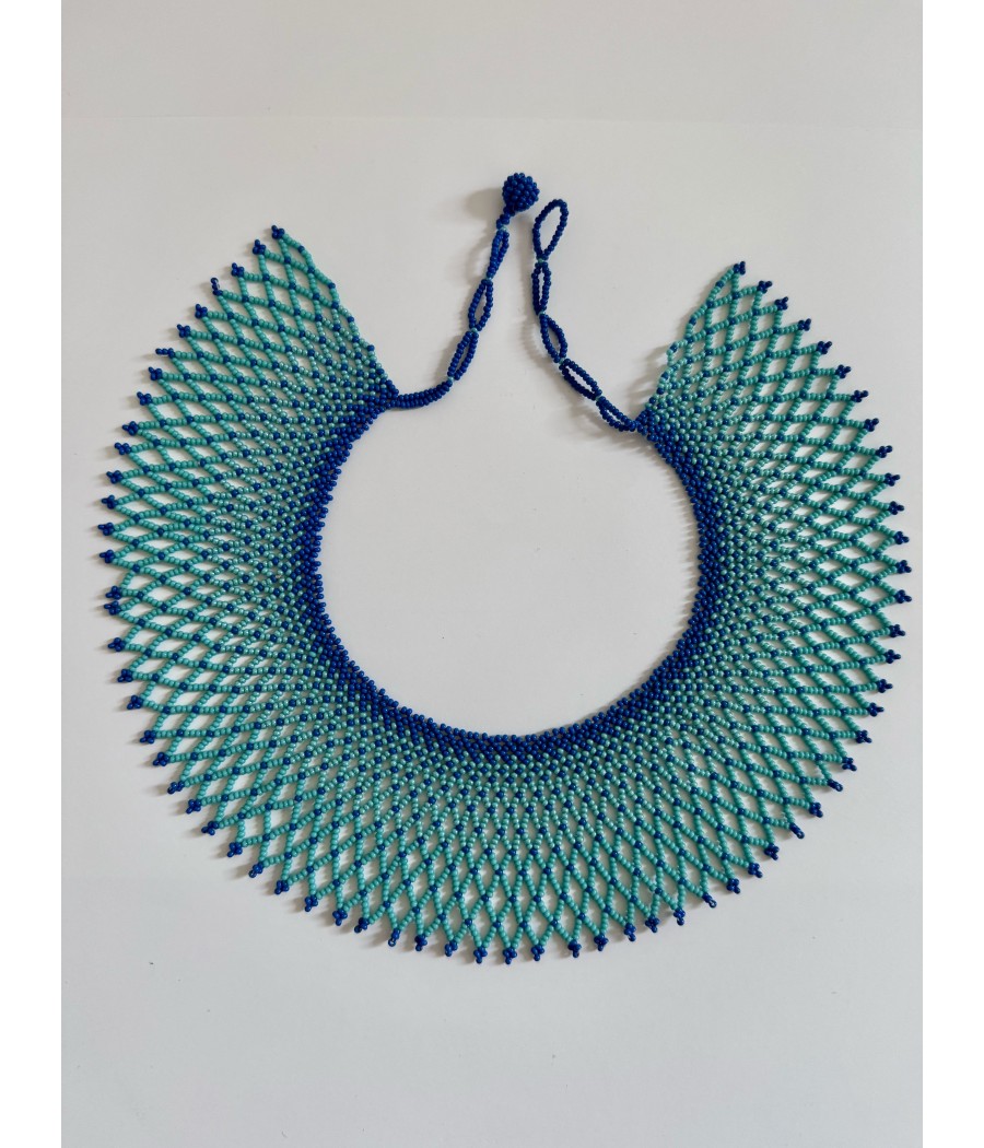 Collier ethnique en perles de verre