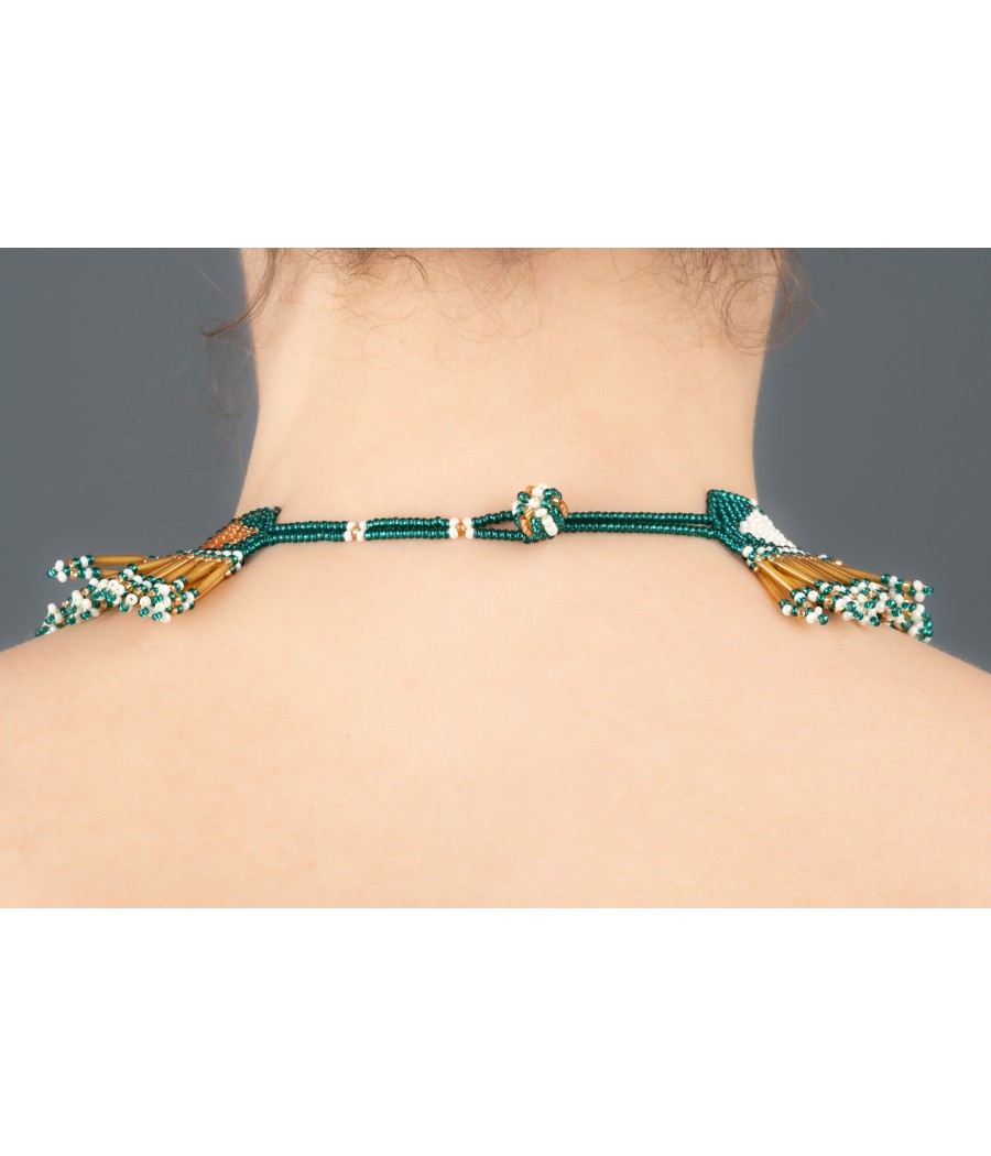 Collier ethnique en perles de verre