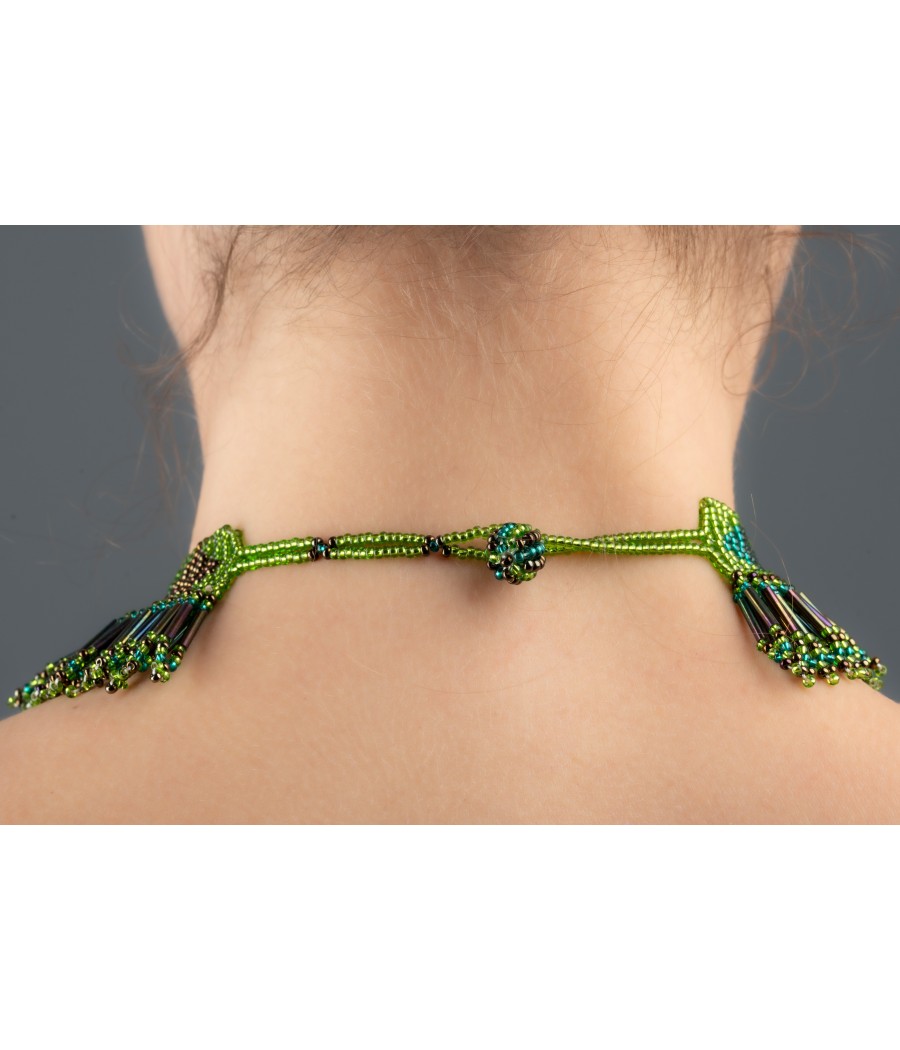 Collier ethnique en perles de verre